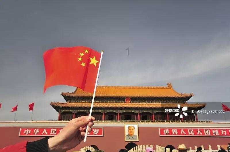 女性什么时候做全职妈妈最合适呢？游戏画面